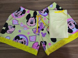 pijama de short de micky